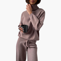 Selene | Minimalistisches Stricktop- und Relax-Set mit weitem Bein