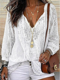 Layla | Bohemien und bequeme Bluse mit Spitze am V-Ausschnitt